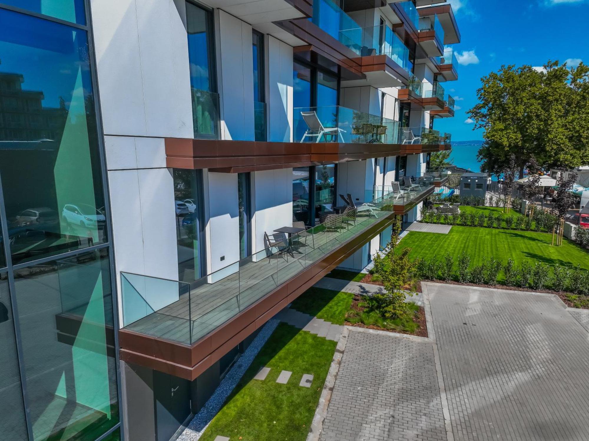 שיופוק Bj81 Suite Hotel מראה חיצוני תמונה