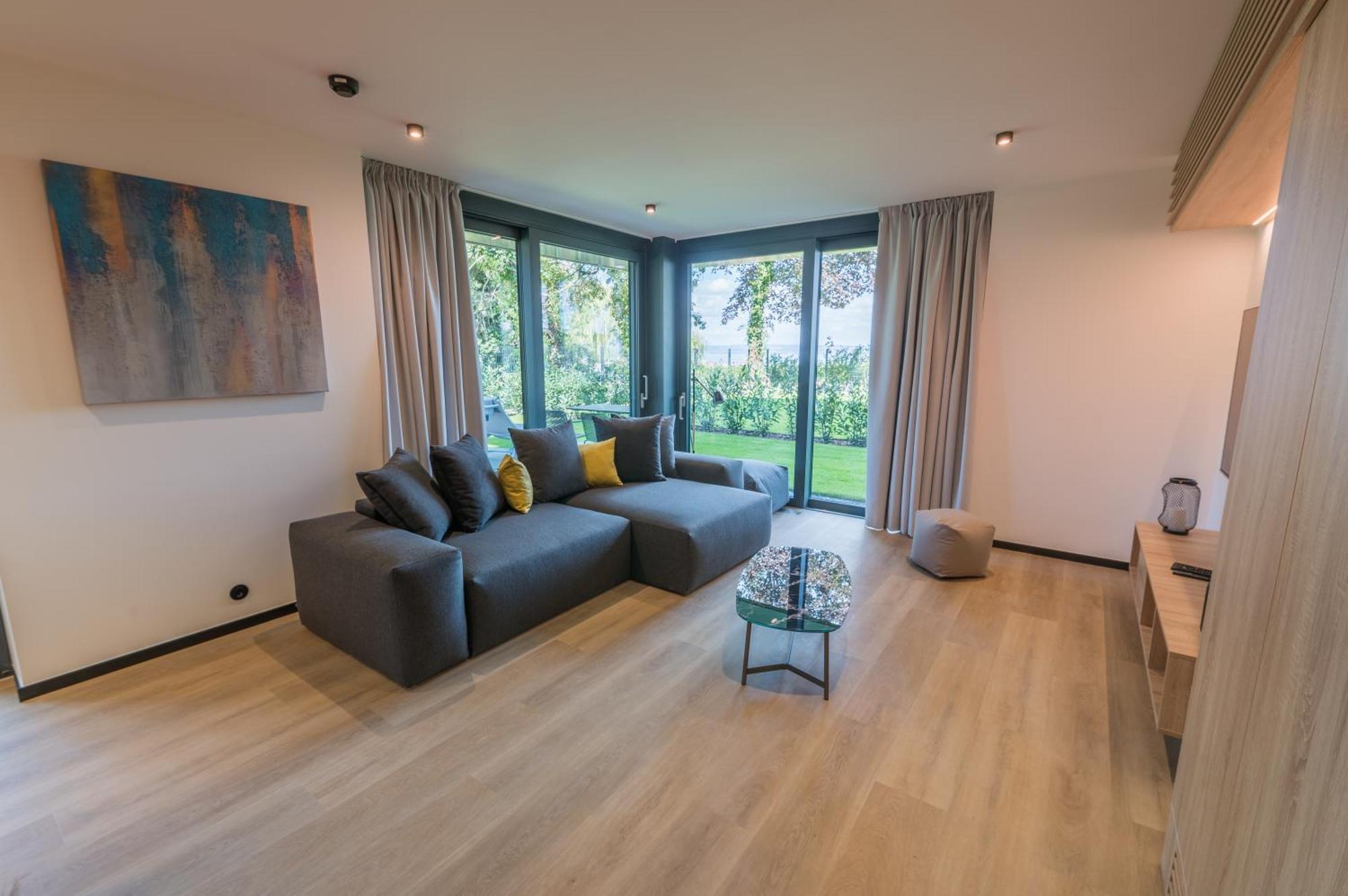 שיופוק Bj81 Suite Hotel מראה חיצוני תמונה