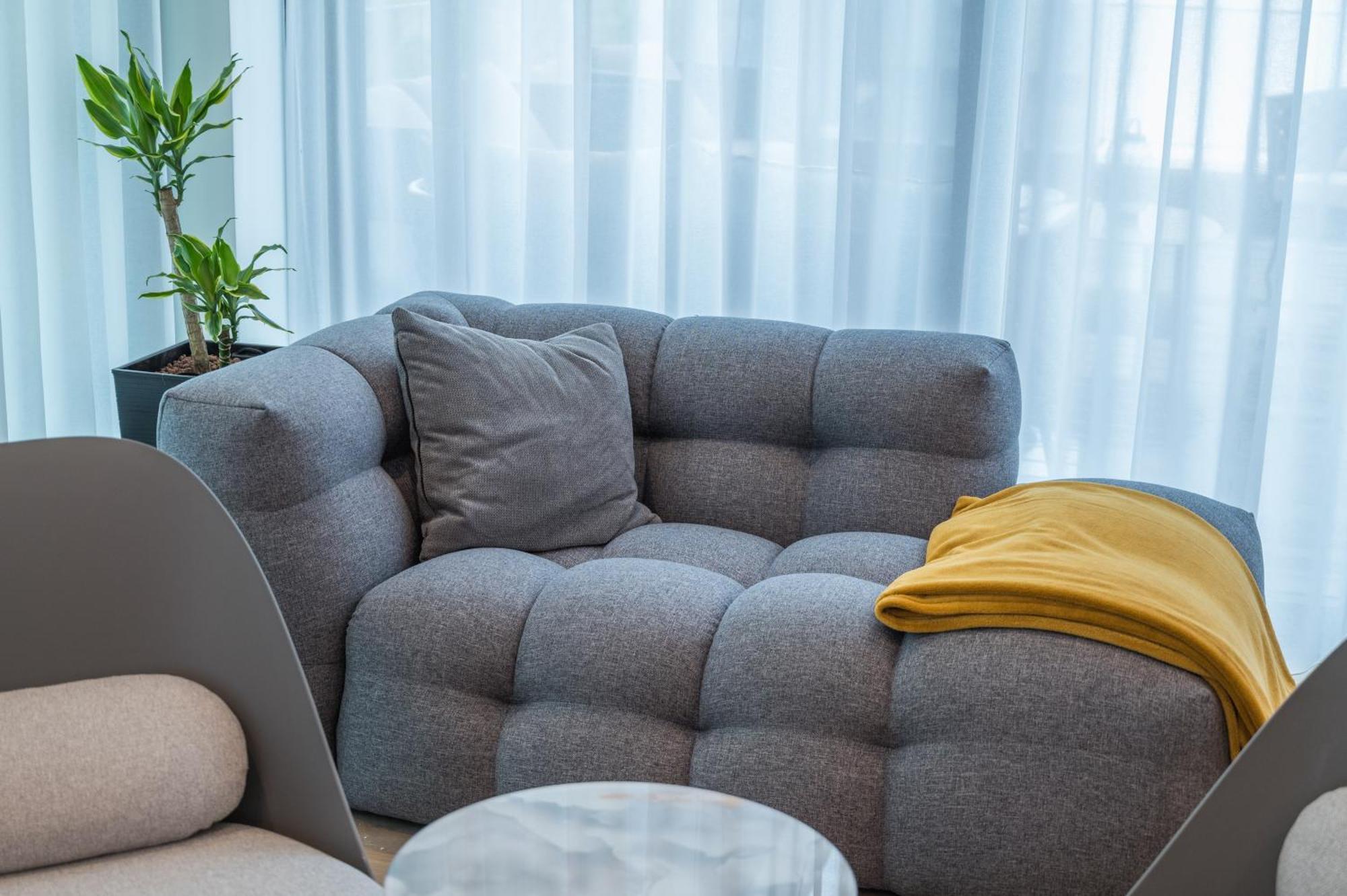 שיופוק Bj81 Suite Hotel מראה חיצוני תמונה